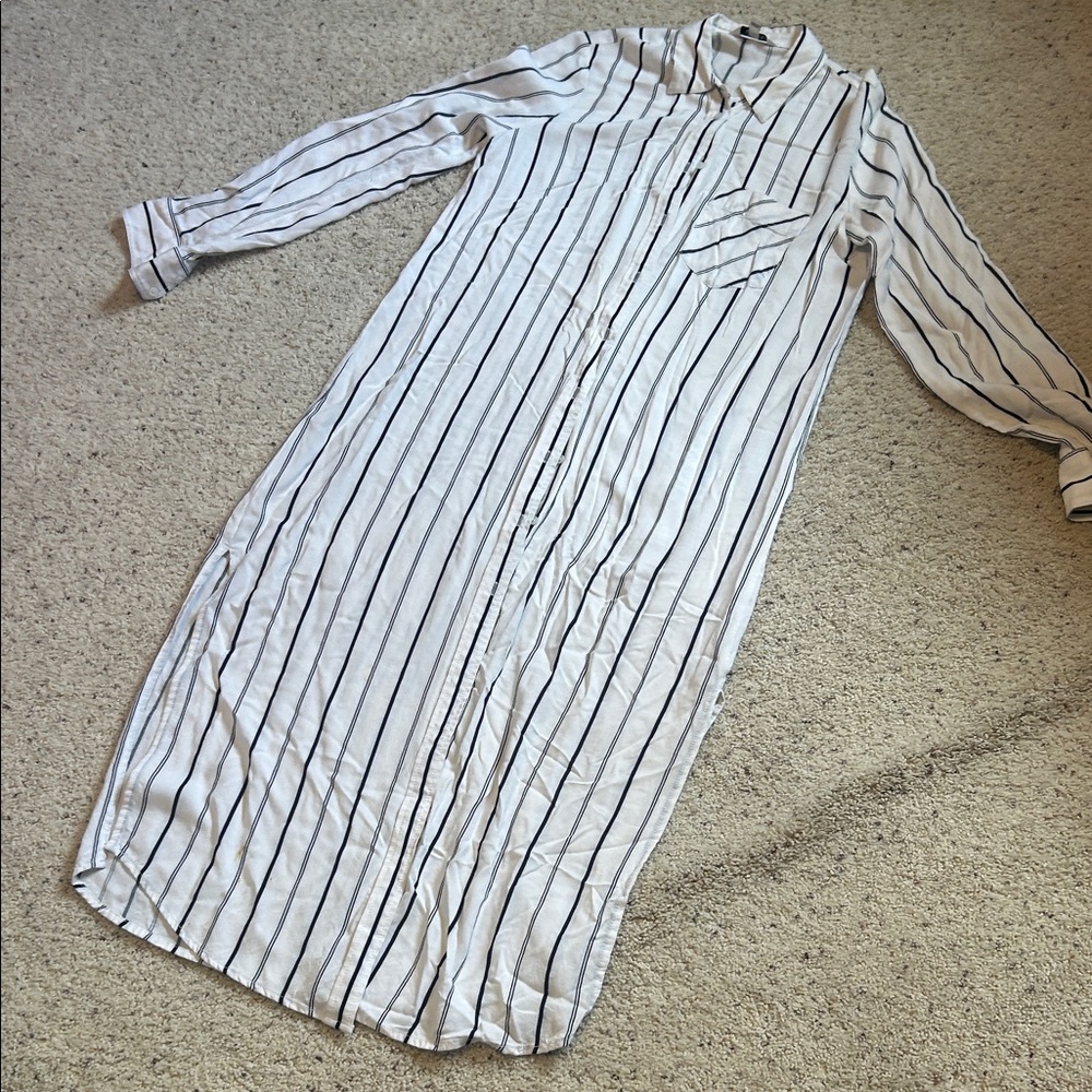 Express Black and White Striped Long Sleeve Tunic/Dress